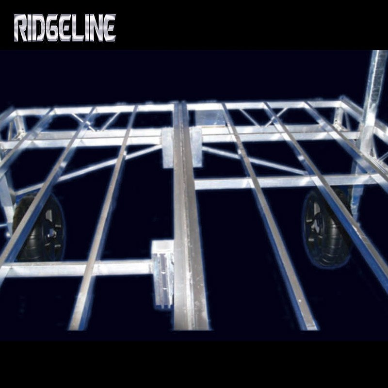 Ridgeline dock independent raising and lowering design